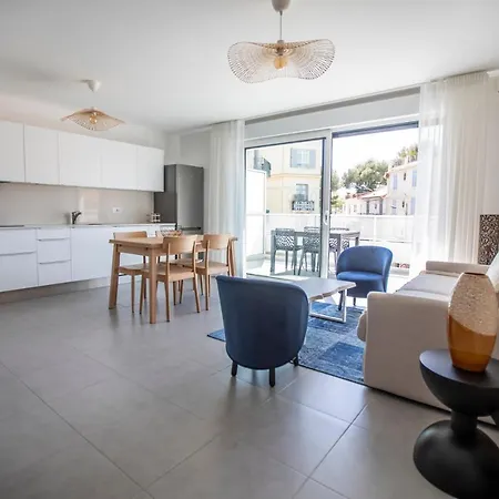 Apartment Les Terrasses De Forville By Connexion Cannes
